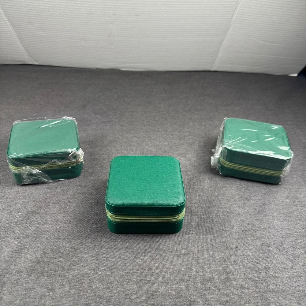 Green Faux Leather Jewelry Organizer Travel Case‎ Zippered Storage Box